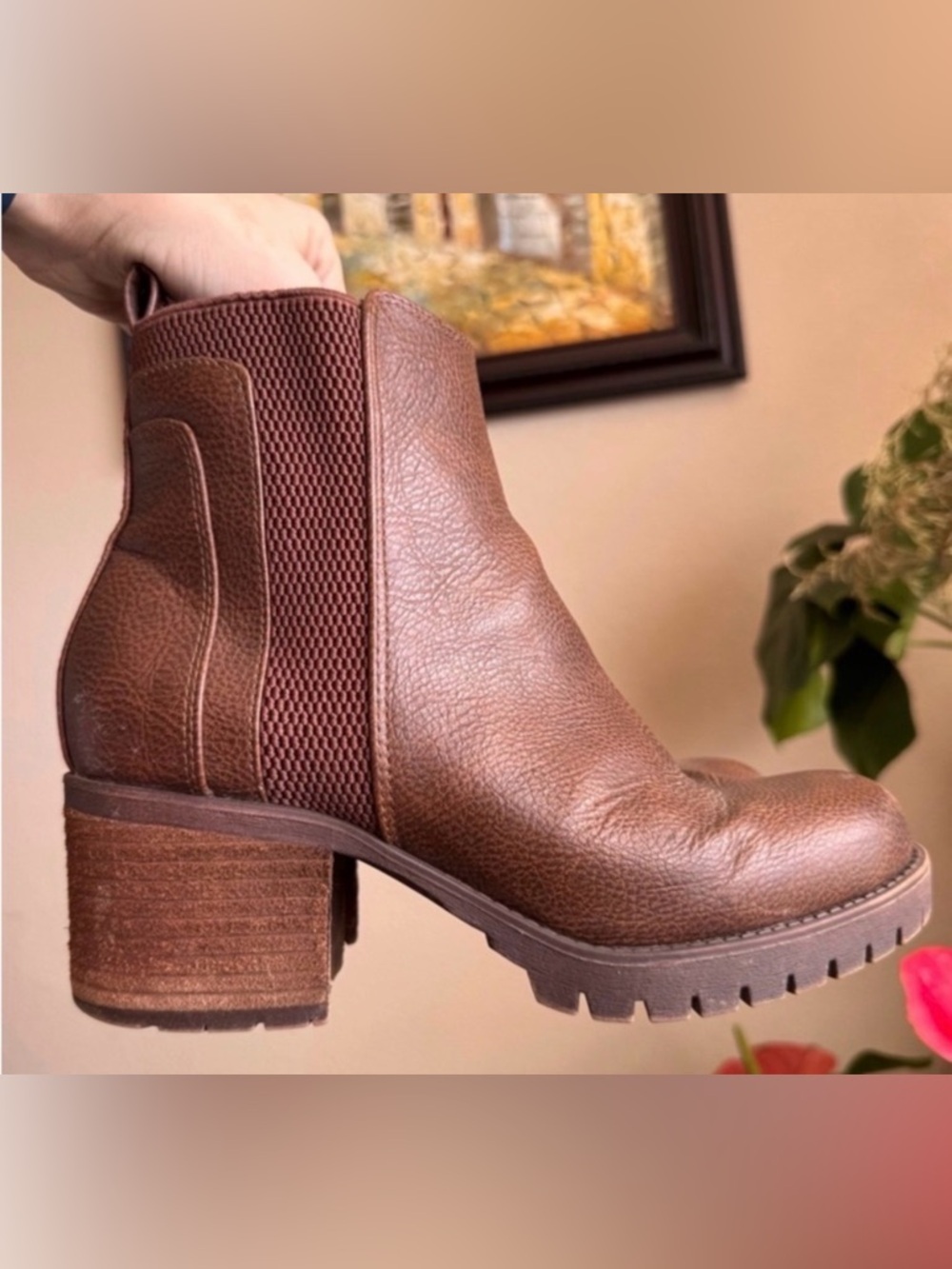 MIA Brown Colton Heels Ankle Boots Booties 8